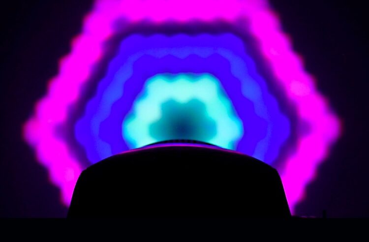 VLHIVE 151 Digital FX: Revolução na Iluminação de Eventos